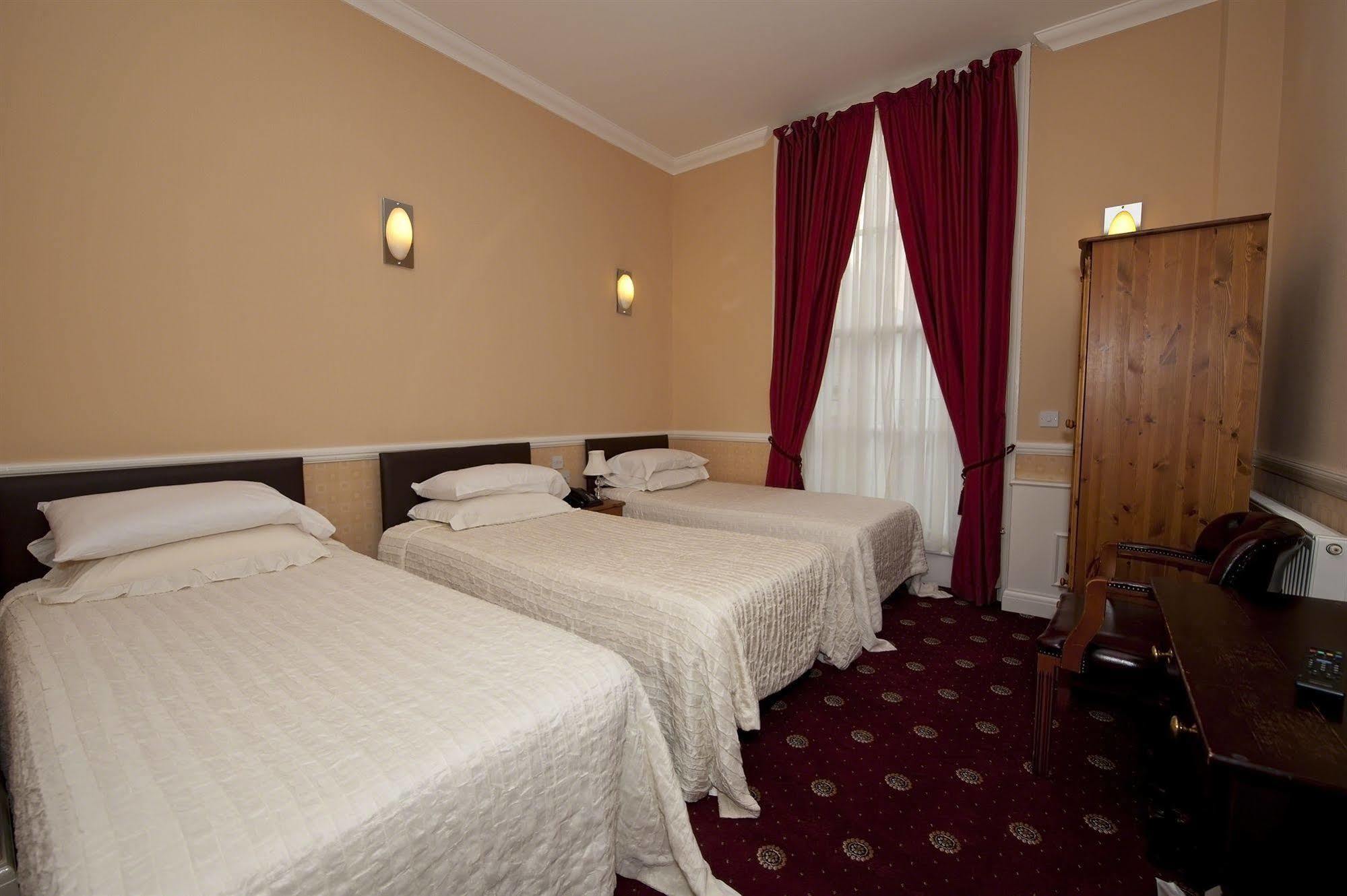 Balmoral House Hotel London Exterior photo